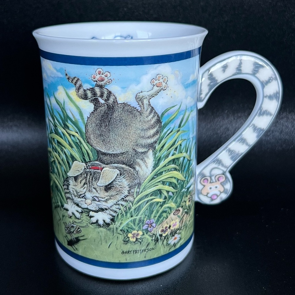 Danbury Mint Gary Patterson On The Prowl Cat Mug